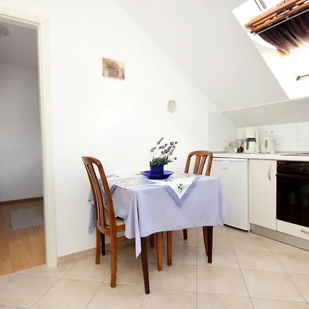 شقة By The Sea Zavalatica, Korcula - 9280 *