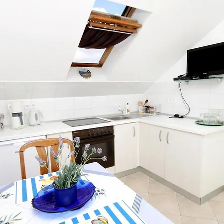 Апартаменты By The Sea Zavalatica, Korcula - 9280 Завалатица