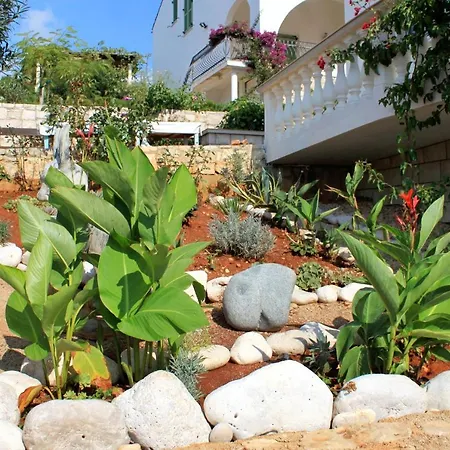 By The Sea Zavalatica, Korcula - 9280 Apartman Zavalatica