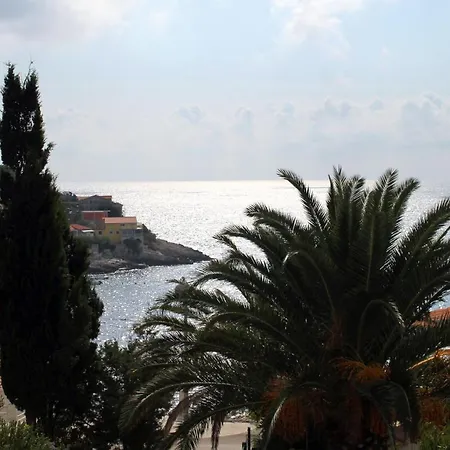 By The Sea Zavalatica, Korcula - 9280